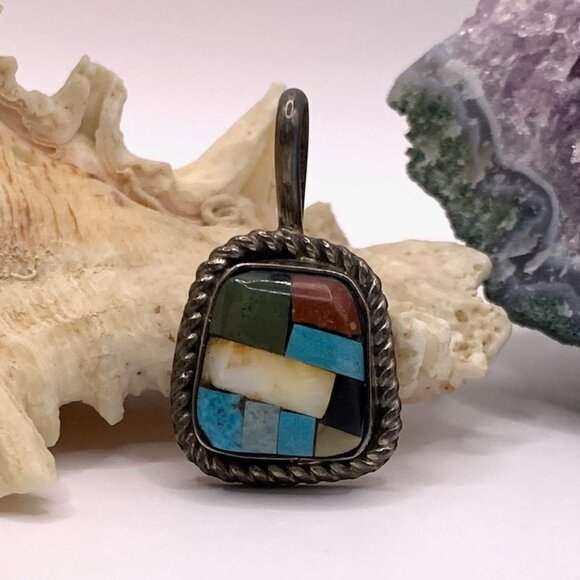 Navajo Jewelry - Alvin Toadacheene Navajo Gemstone Inlay Sterling Silver Pendant Vintage J863